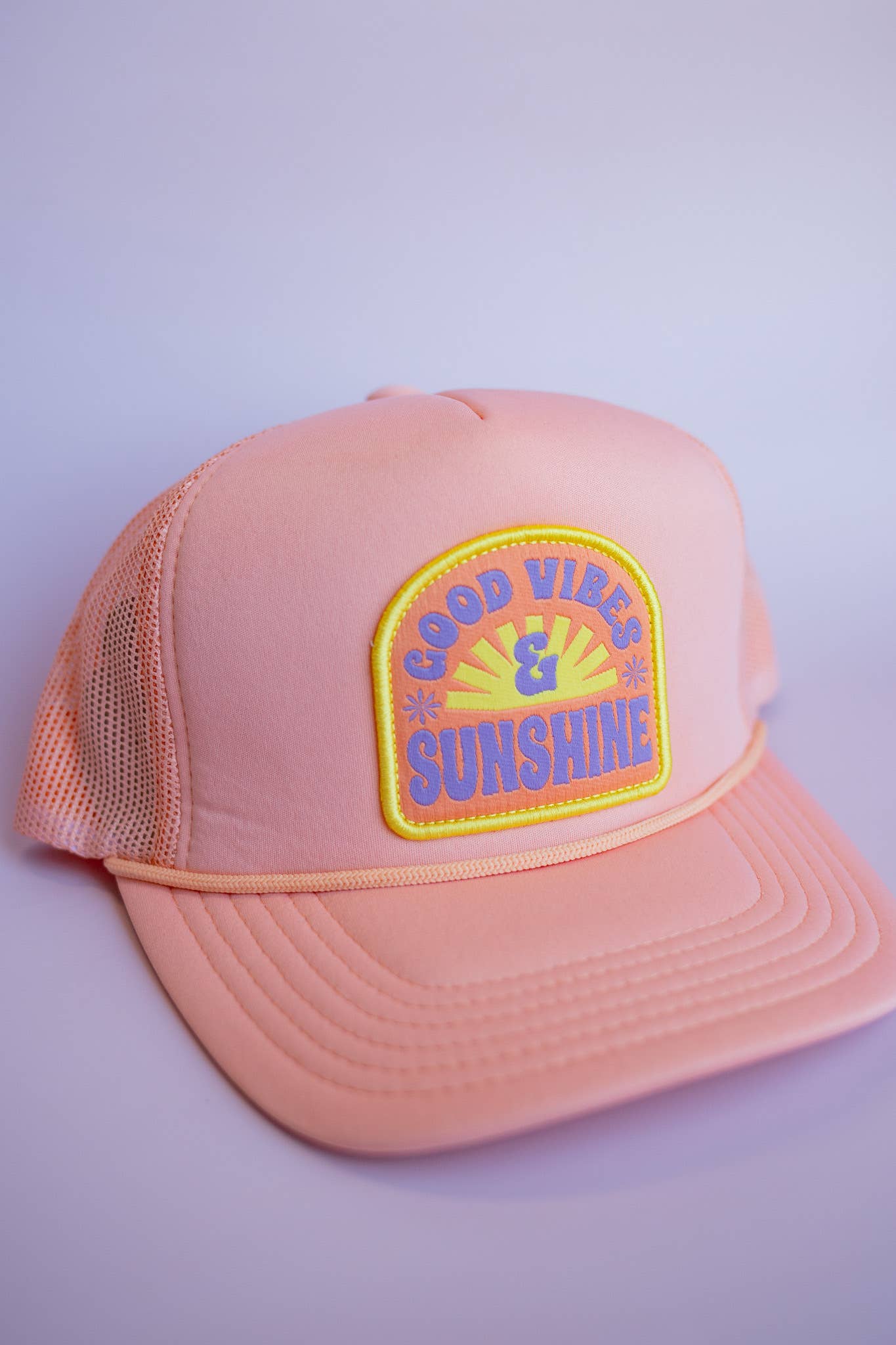 Good Vibes & Sunshine Trucker, Adult